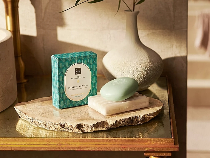 Тверде мило-шампунь - The Ritual of Karma Clean Beauty Bar, 100g ib1-aa4 фото